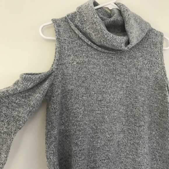 🔴Wool Blend Cold Shoulder Turtleneck Comfy Sweater - Picture 2 of 8